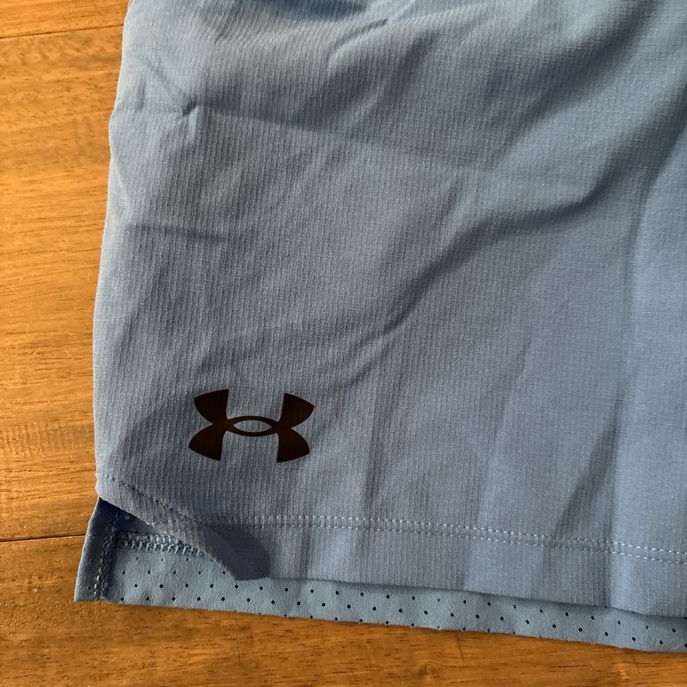 Under Armour Men's Light Grey Athletic Shorts - Picture 2 of 5
